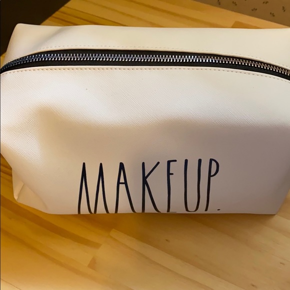 NWT Rae Dunn Cosmetic bag - Picture 2 of 4